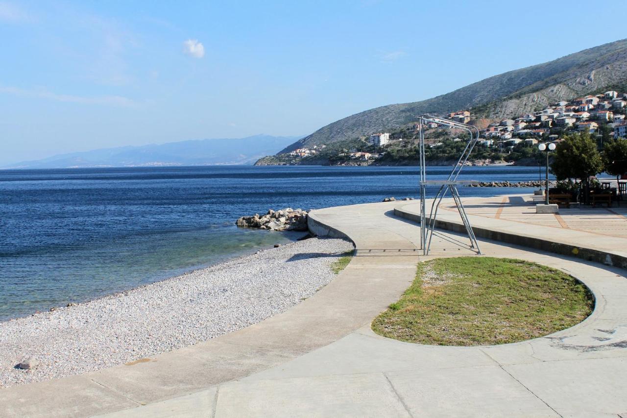 Apartments With A Parking Space Senj - 5572 Dış mekan fotoğraf